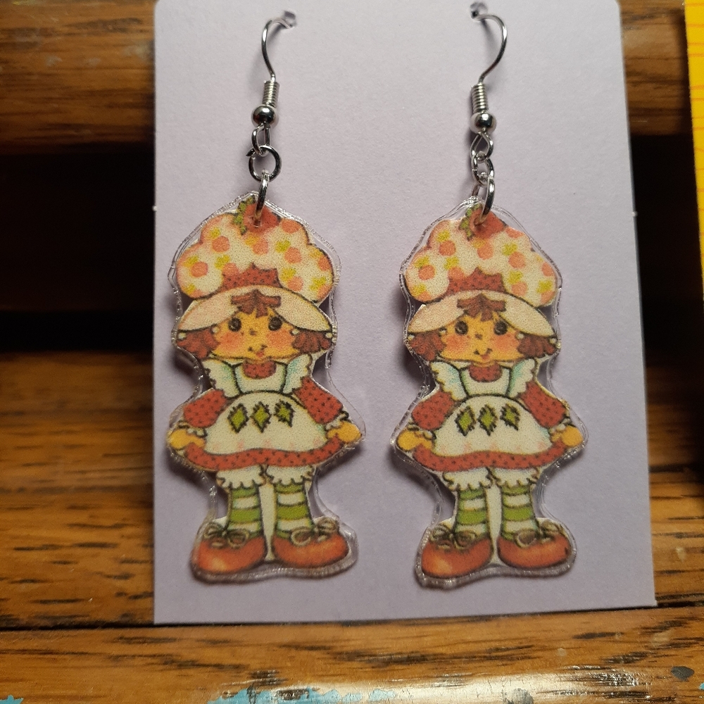 Strawberry shortcake earrings